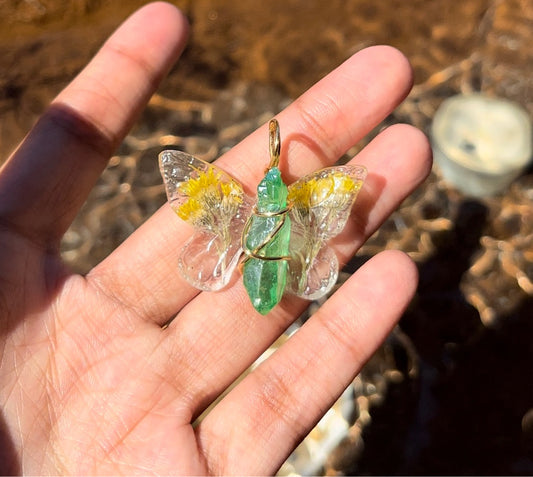 Green quartz butterfly necklace